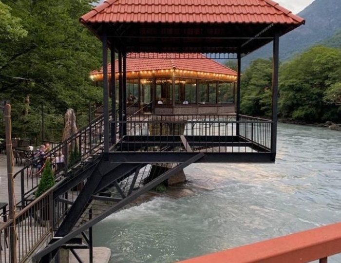 Отель Chalet Bridge / Шале Бридж Гагра